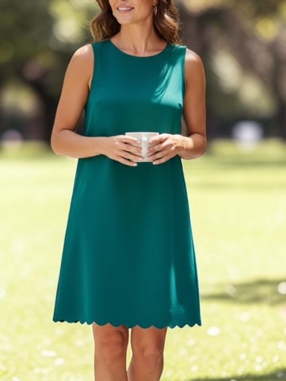 Everly Mini Sleeveless Shift Dress Scalloped Hem Green Size Medium